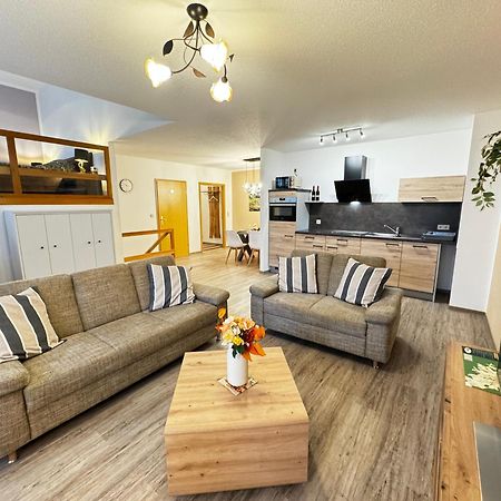 Galerie-Ferienwohnung "Im Schindlershof" - Zentral Und Ruhig アイベンシュトック エクステリア 写真